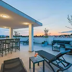 公寓 Premium Ventus Rosa - Bora Penthouse 扎达尔